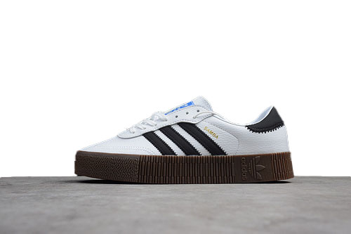 zapatillas-adidas-samba-rose-cloud-white-core-black-gum-lateral-izquierda