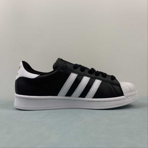 adidas-superstar-negras-hombre