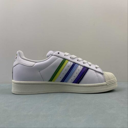 adidas-superstar-pride-2022