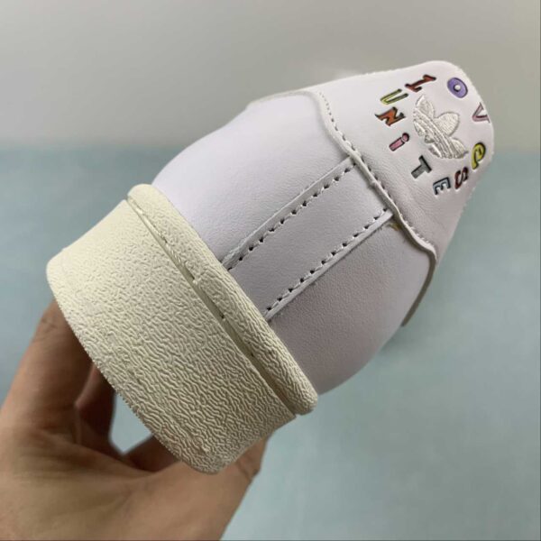 adidas-superstar-pride-2022-vista-detras