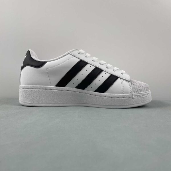 adidas-superstar-xlg-rayas-negras