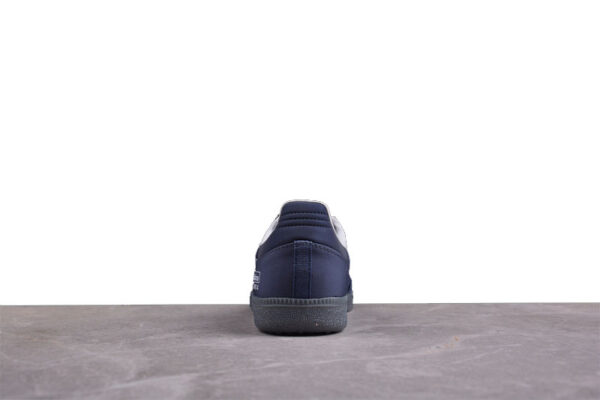 zapatillas-adidas-reflective-vista-detras