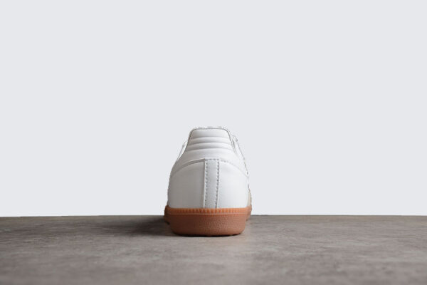 zapatillas-adidas-samba-real-madrid-gum-vista-detras