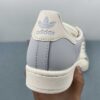 zapatillas-adidas-superstar-gris-blancas-vista-detras