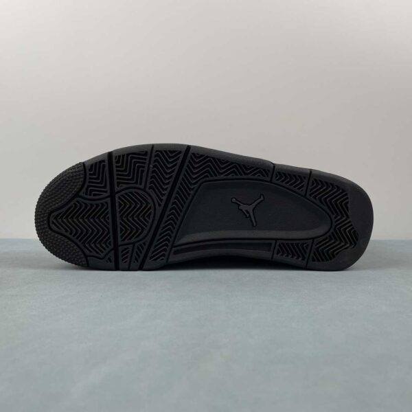 air-jordan-4-retro-net-black-suela
