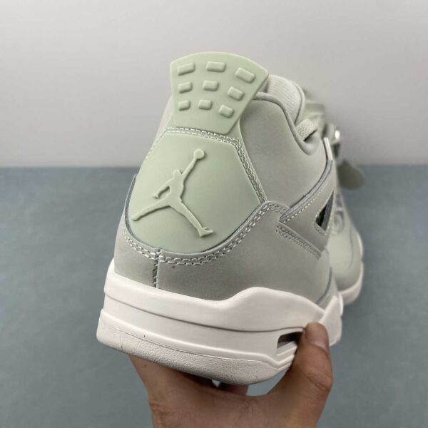 air-jordan-4-retro-seafoam-vista-detras