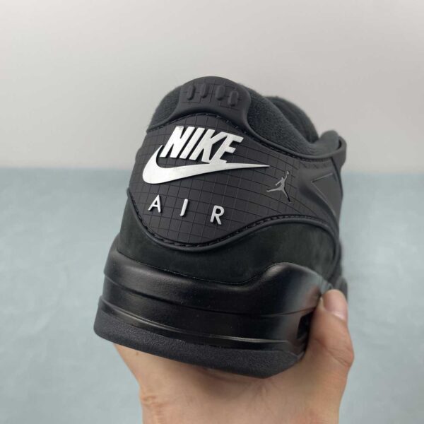 air-jordan-4-rm-black-cat-vista-detras