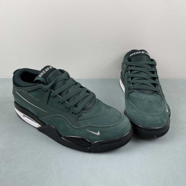 air-jordan-4-rm-grandma's-driveway-vista-frontal
