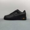 nike-air-force-1-07-low-negras-doradas-lateral-izquierdo