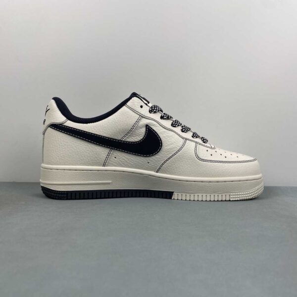 nike-air-force-1-blancas-negras