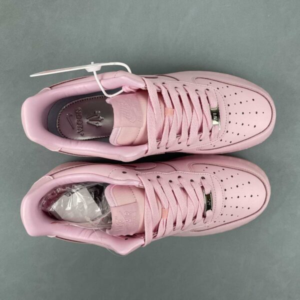 nike-nocta-air-force-1-low-rosa-vista-frontal