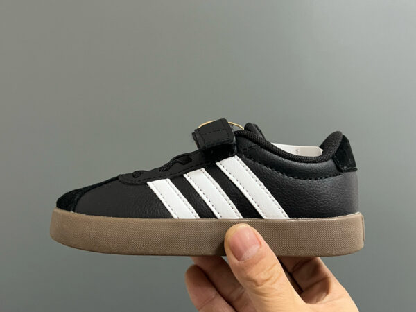 zapatillas-adidas-vl-court-3.0-lateral-izquierda