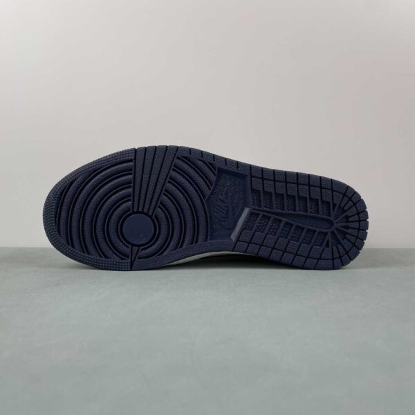 zapatillas-air-jordan-1-low-louis-suela
