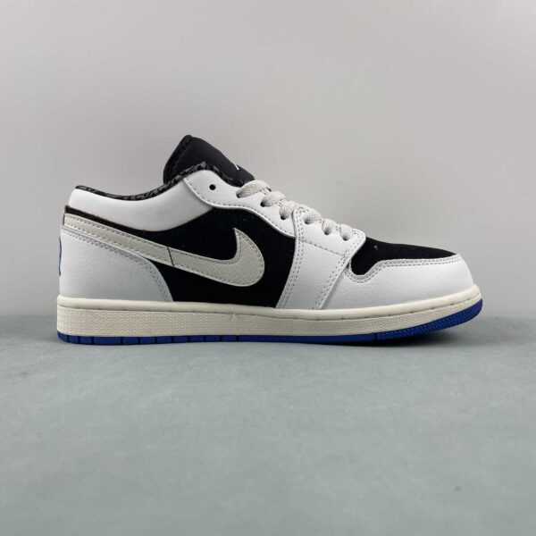 zapatillas-air-jordan-1-low-quai-54-blanco-y-negro
