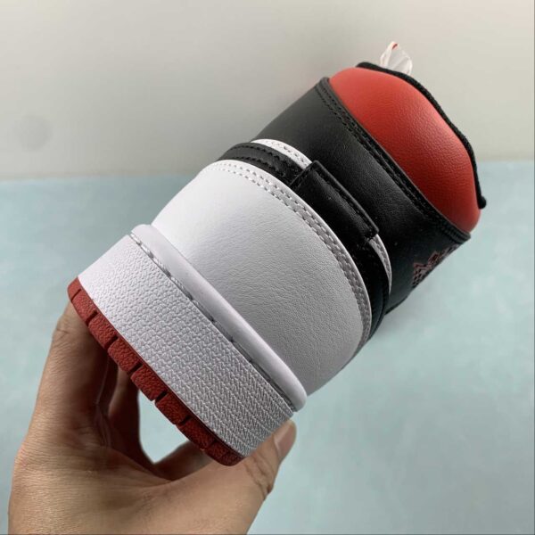 zapatillas-air-jordan-1-mid-gym-rojo-vista-detras