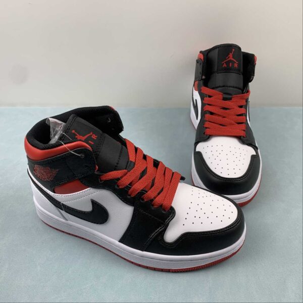 zapatillas-air-jordan-1-mid-gym-rojo-vista-frontal