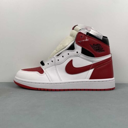 zapatillas-air-jordan-1-retro-high-rojo-lateral-izquierdo