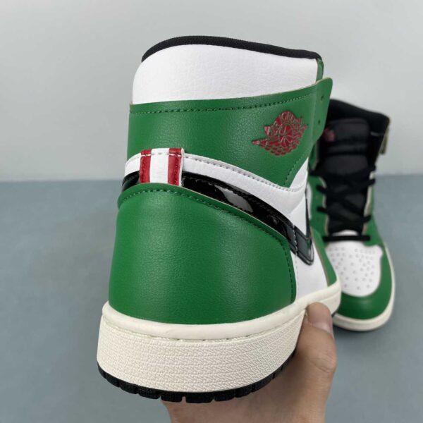 zapatillas-nike-air-jordan-1-high-boston-vista-detras