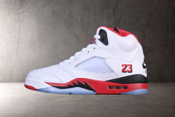 air-jordan-5-retro-fire-red-lateral-izquierdo