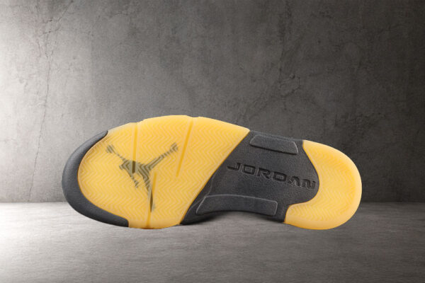 air-jordan-5-retro-jade-horizon-suela