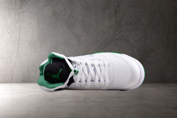 air-jordan-5-retro-lucky-green-vista-frontal
