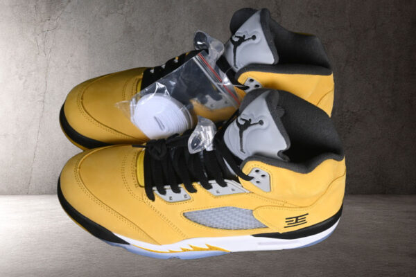 air-jordan-5-retro-tokyo-t23-vista-frontal