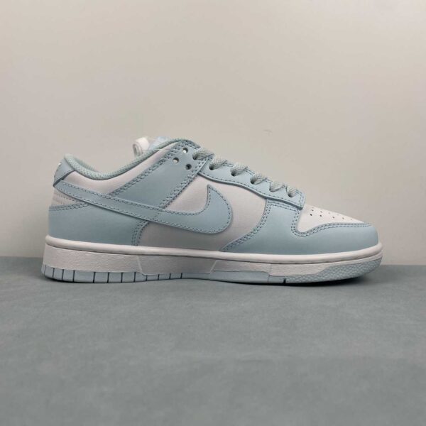 nike-dunk-low-glacier-blue