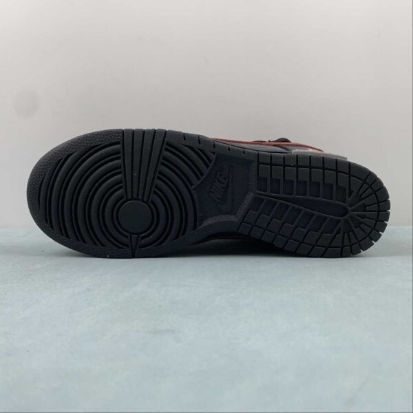 nike-dunk-low-panda-prank-suela