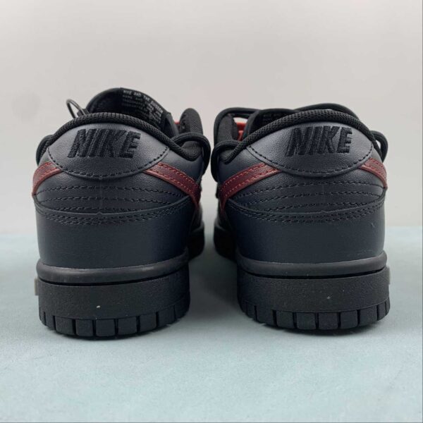 nike-dunk-low-panda-prank-vista-detras