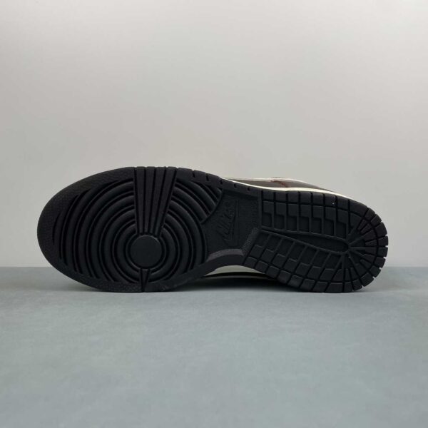 nike-dunk-low-fauna-brown-suela
