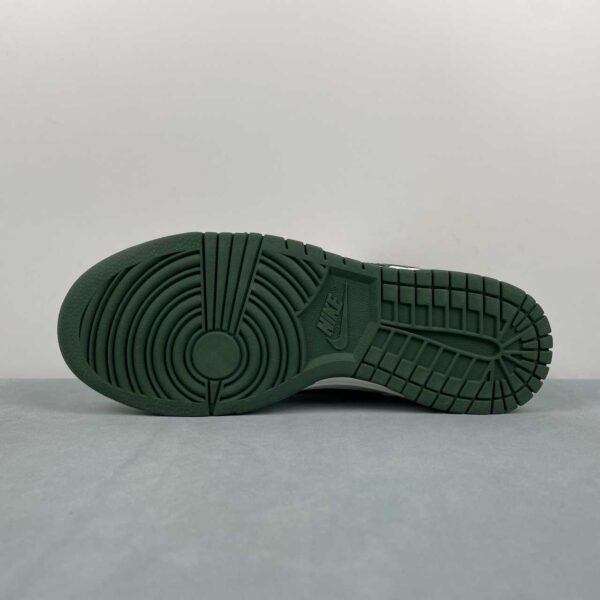 nike-dunk-low-sail-fir-suela