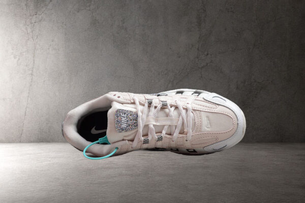 nike-p-6000-se-light-soft-pink-vista-frontal