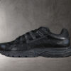nike-p-6000-triple-black-lateral-izquierdo