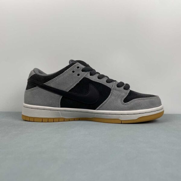 nike-sb-dunk-low-dark-smoke-grey