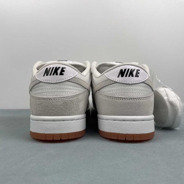 nike-sb-dunk-low-pro-b-pale-ivory-vista-detras