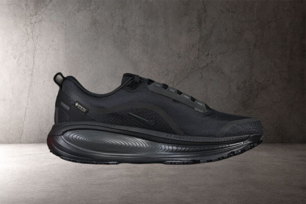 nike-vomero-18-gore-tex