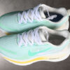 nike-vomero-18-mint-foam-vista-frontal