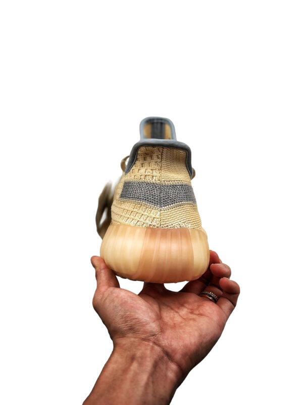 zapatillas-adidas-yeezy-350-lino-vista-detras