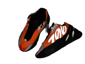 zapatillas-adidas-yeezy-700-mnvn-naranja-comprar