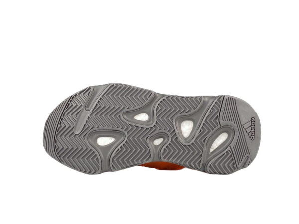 zapatillas-adidas-yeezy-700-mnvn-naranja-suela