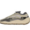 zapatillas-adidas-yeezy-700-v3-fade-salt-blanco-roto-lateral-izzquierdo
