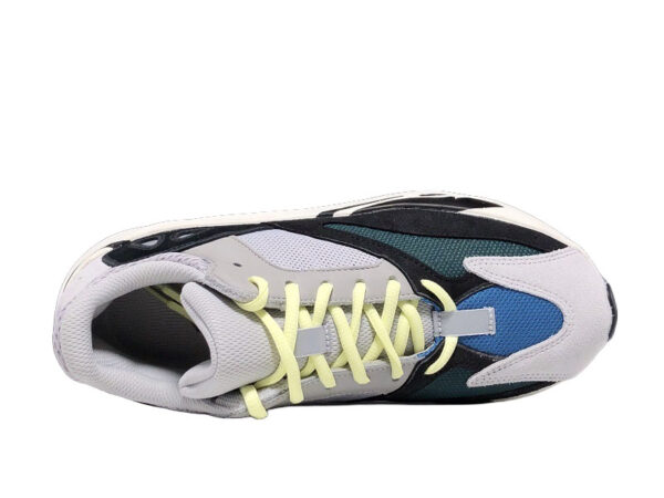 zapatillas-adidas-yeezy-700-wave-vista-frontal