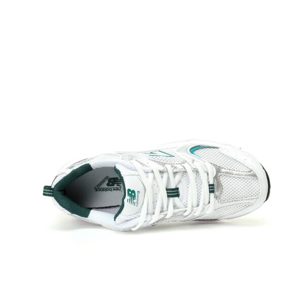 zapatillas-new-balance-530-blancas-verdes-vista-frontal