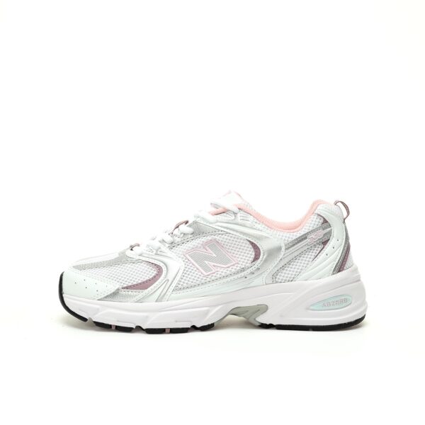 -zapatillas-new-balance-530-blanco-plata-rosa-lateral-izquierdo