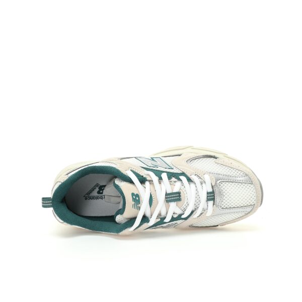 zapatillas-new-balance-530-blanco-verde-vista-frontal