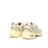 zapatillas-new-balance-530-crema-vista-detras