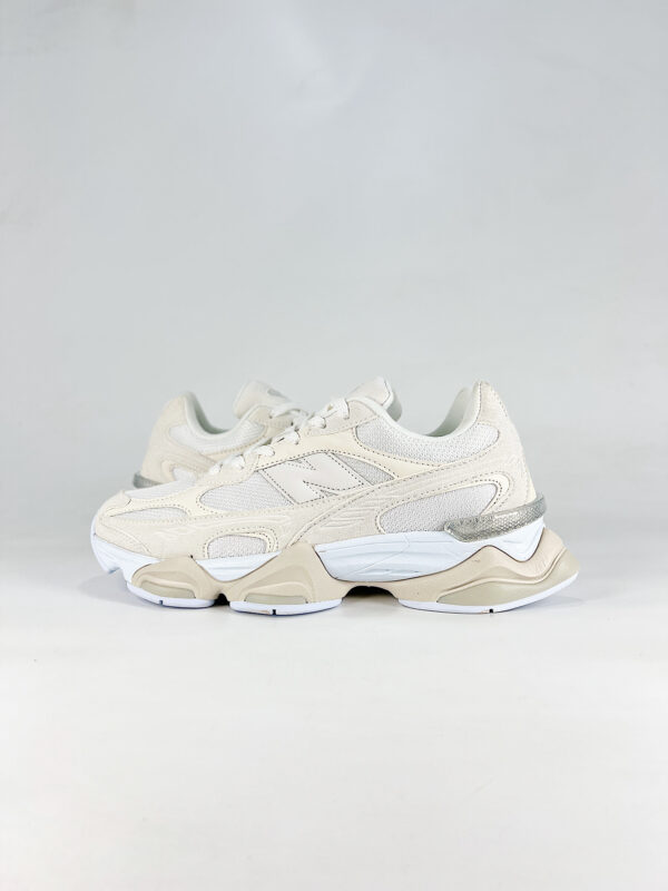 zapatillas-new-balance-9060-crema-lateral-izquierdo
