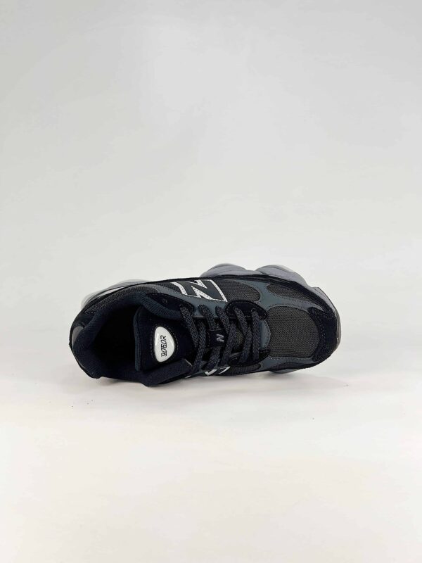 zapatillas-new-balance-9060-negras-grises-vista-frontal