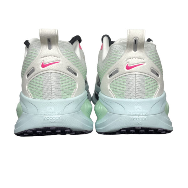 zapatillas-nike-vomero-18-azul-glacial-vista-detras