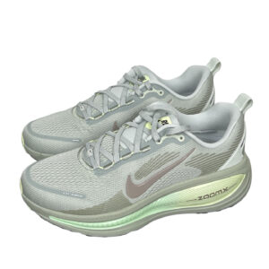 zapatillas-nike-vomero-18-gris-volt-comprar